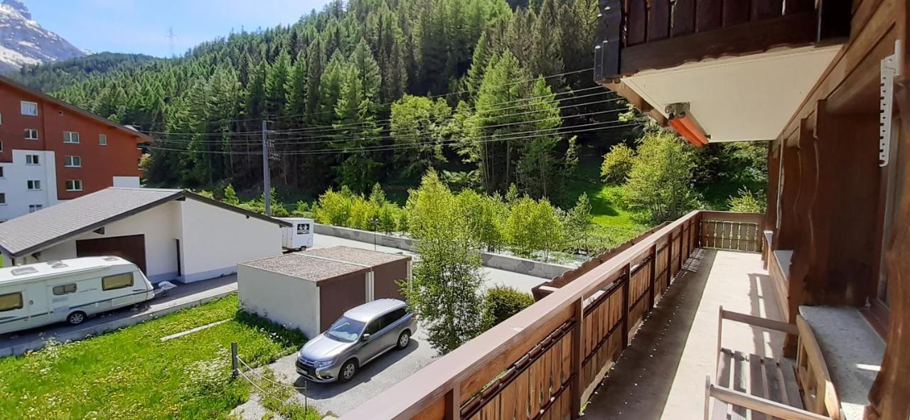 Free Cable Car & Bus In The Summer Haus L'Oree Saas-Grund Exterior photo